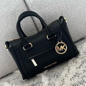 Brand New Michael Kors Carine Handbag